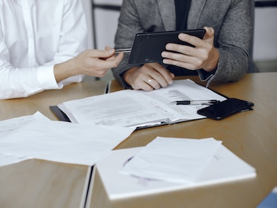 FOB vs. EXW: Which Is Better for Importers in the UK?