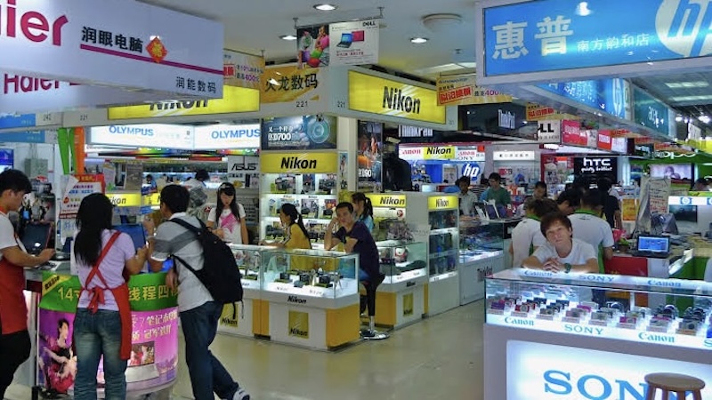 Vendor counter at Huaqiangbei electronics market