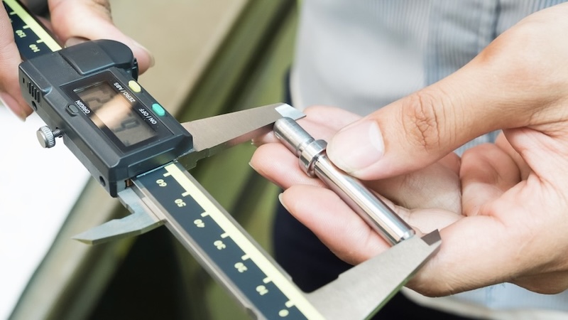 Inspector measuring product