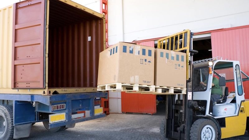 Container loading truck